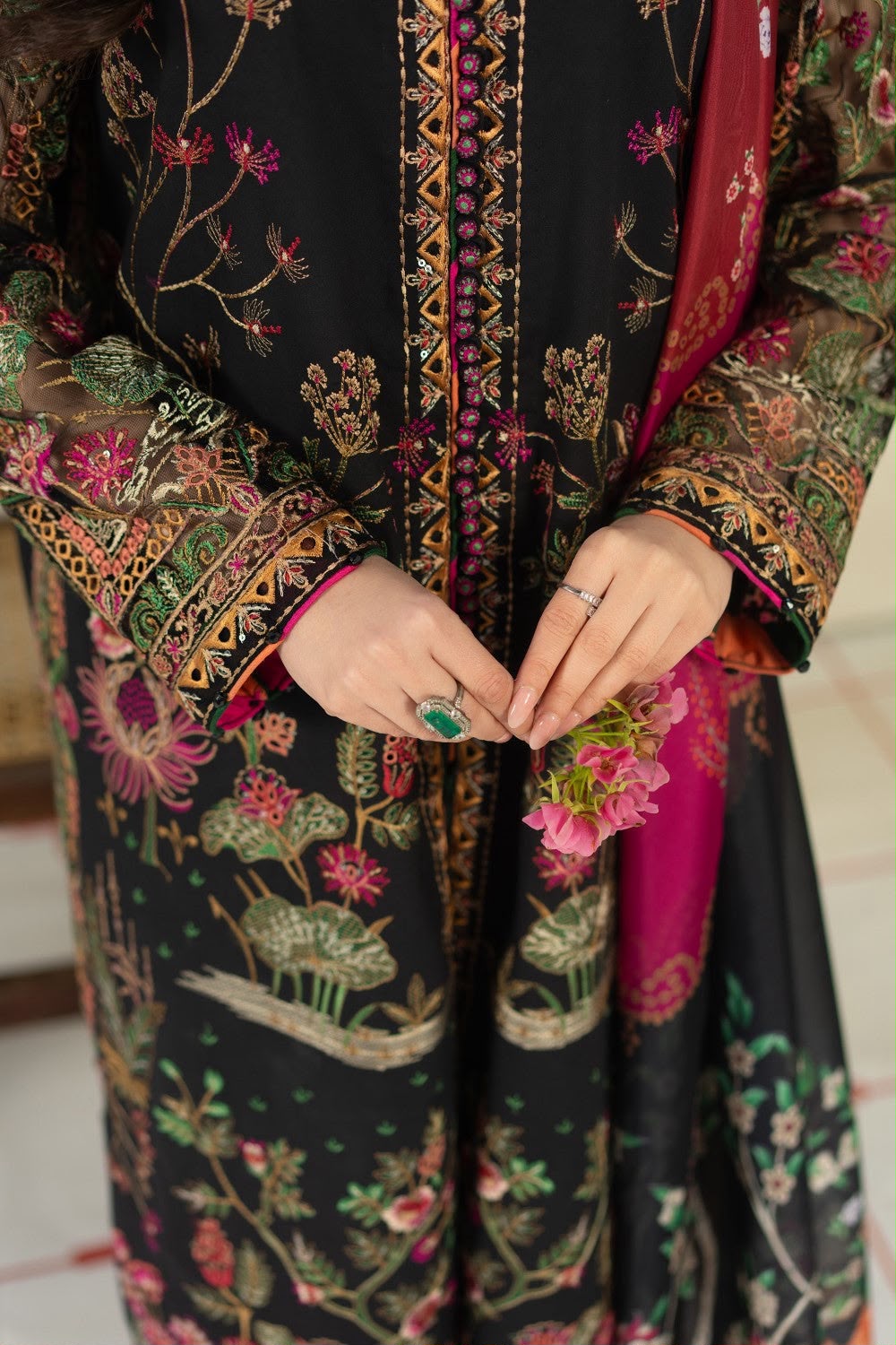 MARYUM N MARIA 3PC DHANAK PREMIUM EMBROIDERY SC 30