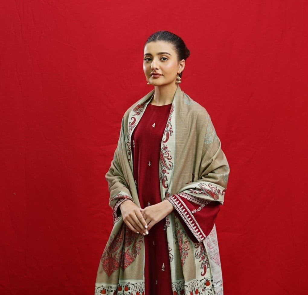 URGE 3PC DHANAK EMBROIDERY SC 33