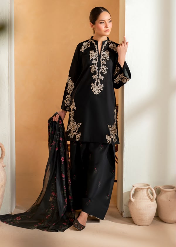 IZNIK 3PC DHANAK EMBROIDERY SC 19