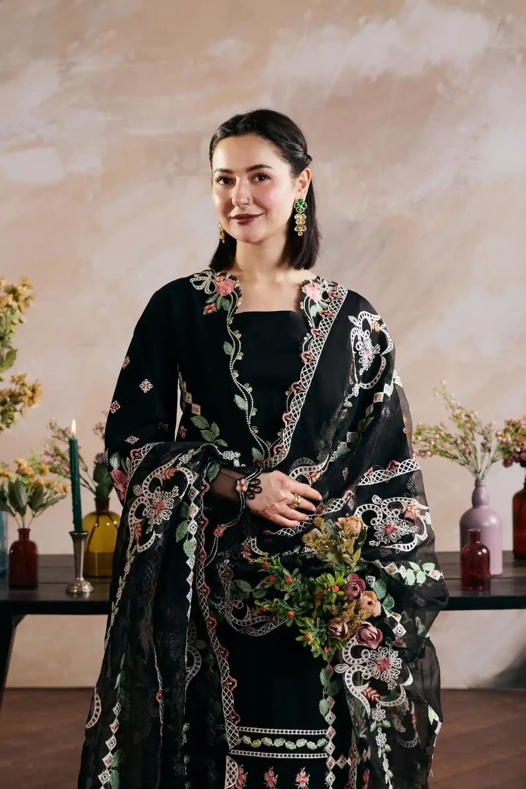 MARIYAM HUSSAIN 3PC DHANAK HEAVY EMBROIDERY SC 01