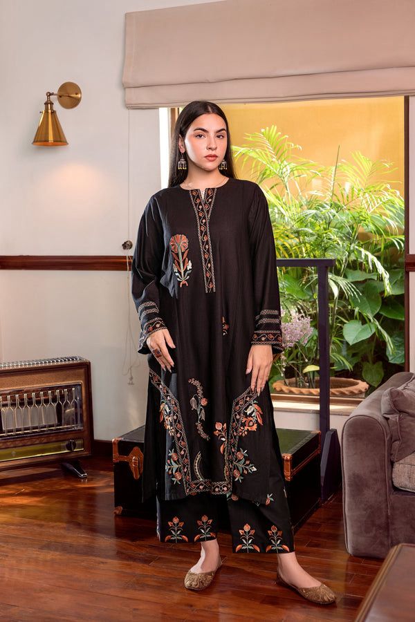 URGE 2PC DHANAK EMBROIDERY SC 17